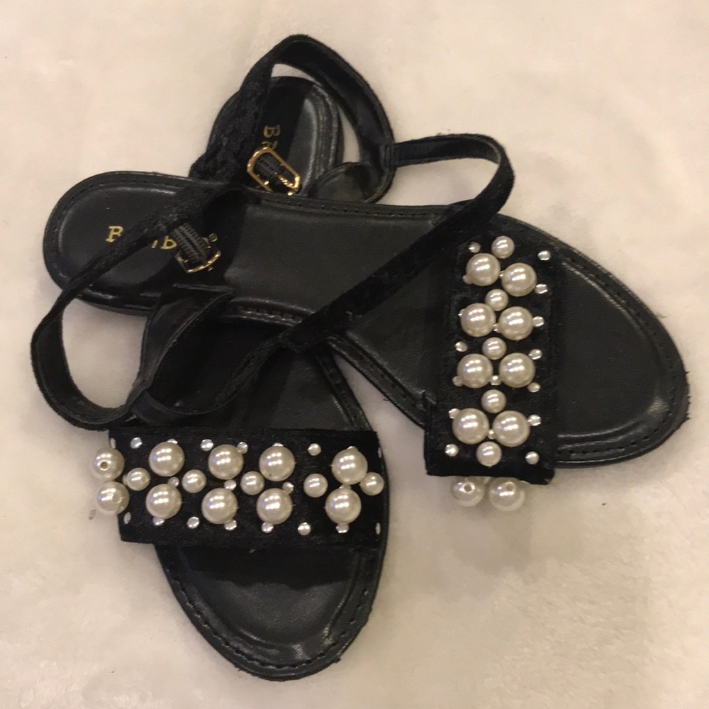 BAMBOO BEAUTIFUL PEARL BEADED SANDALS SIZE 8